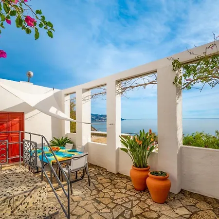 Holiday home Mango House
